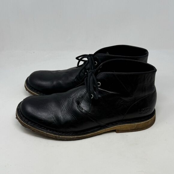 UGG Leighton Chukka Boots Mens 10.5 Black Leather Ankle Classic Crepe Soles main image 9